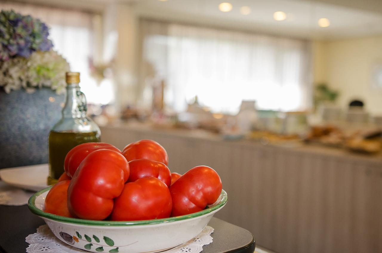 Hotel Eden Cinquale Zewnętrze zdjęcie